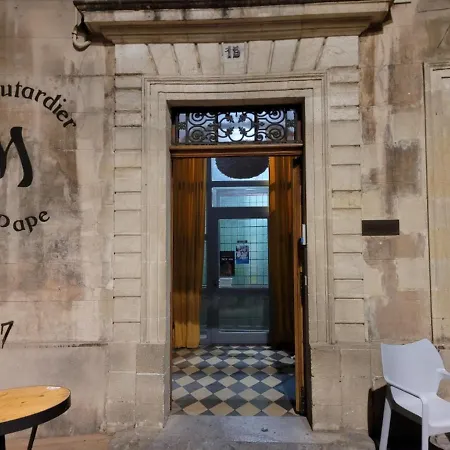 Lejlighed Un Nid Sur Les Toits Face Au Palais Des Papes *